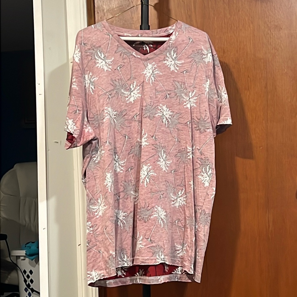 Mens T shirt